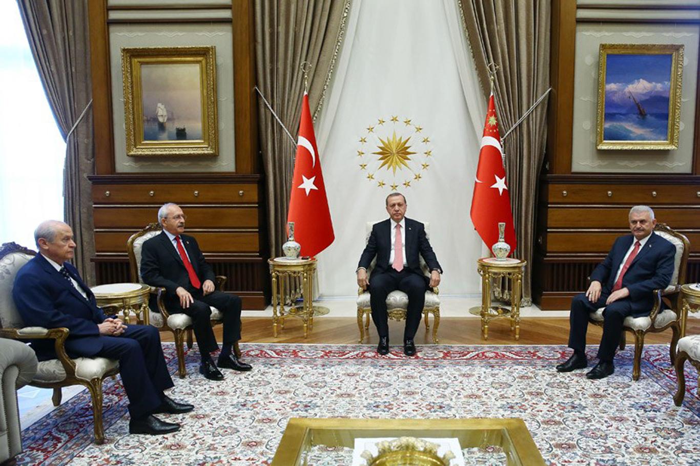 Cumhurbaşkanı Erdoğan siyasi parti liderlerini kabul etti